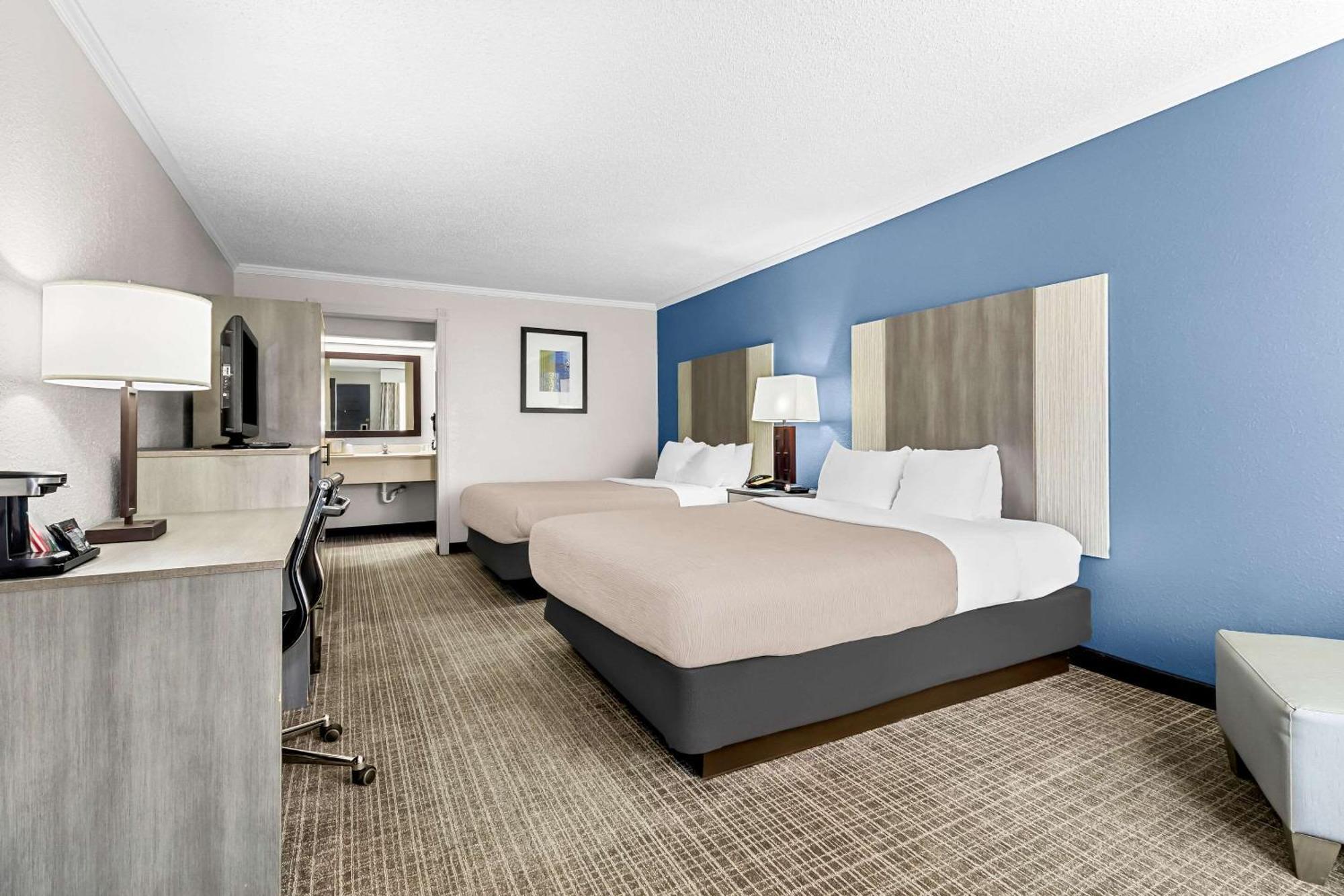 Quality Inn & Suites Florence Civic Center Bagian luar foto